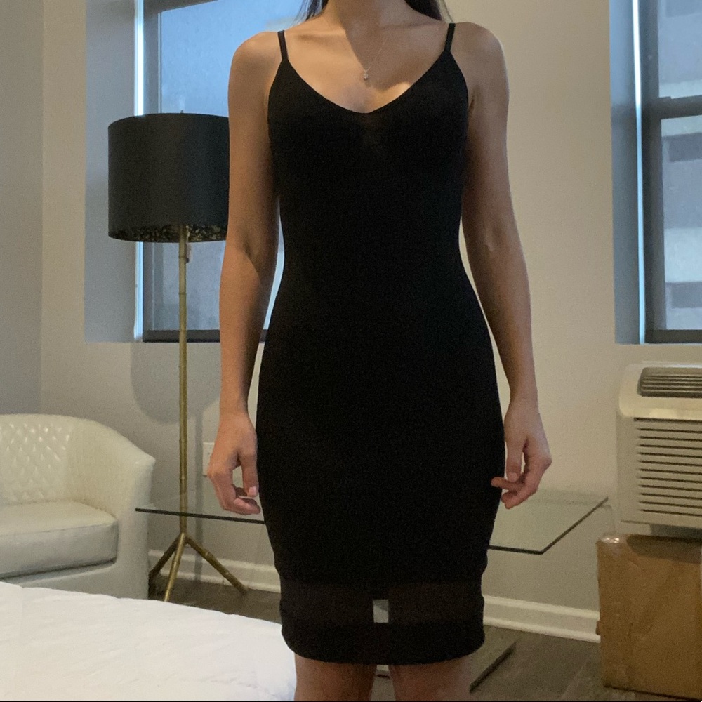 Alice + Olivia Black Air Dress